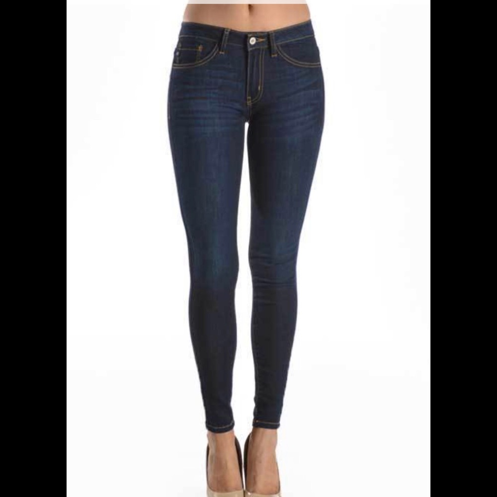 Skinny Jeans in Dark Wass